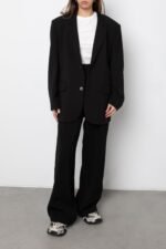 Classic Blazer - Image 2
