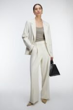 Classic Fit Suiting Blazer - Image 5