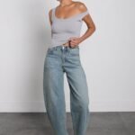 Mid-Rise Darted Barrel Leg Jean