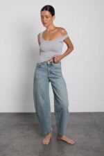 Mid-Rise Darted Barrel Leg Jean