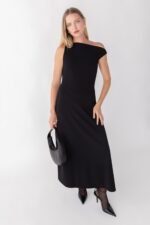 Off The Shoulder Maxi Dress - Image 2