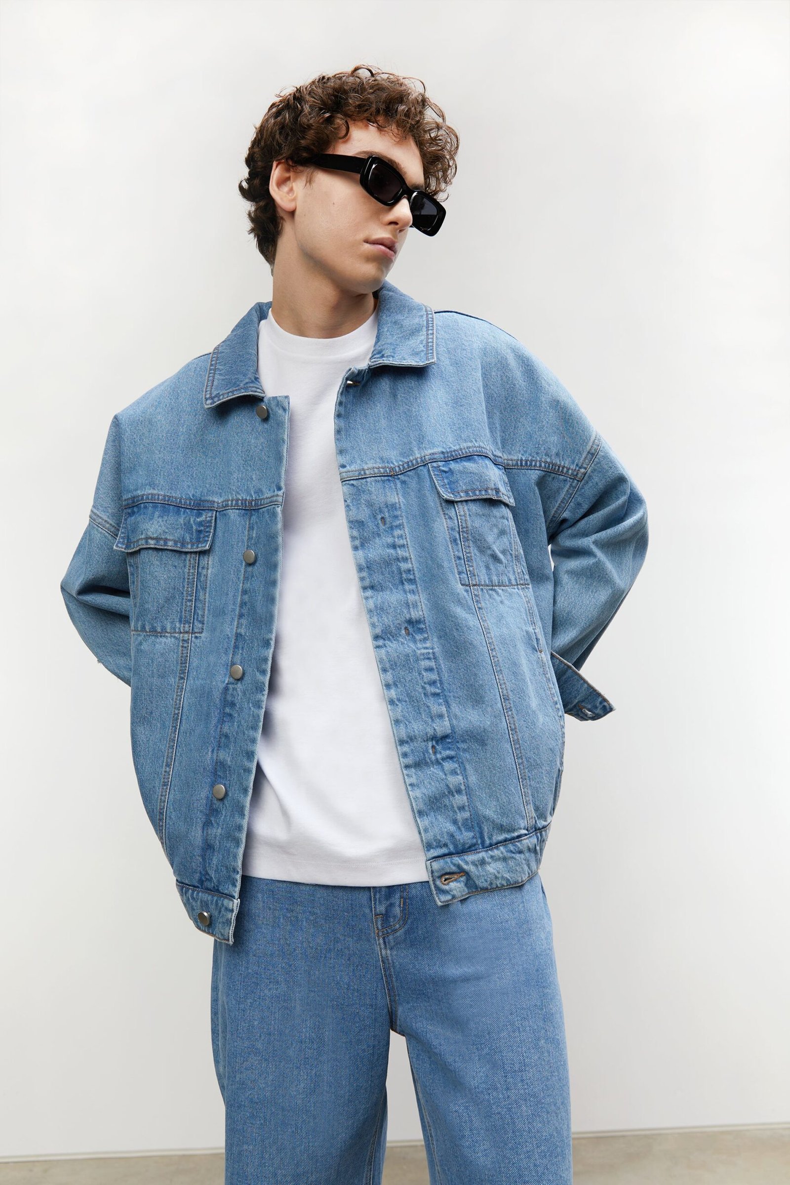 Jacket-9028_Light_20Destroyed_20Wash-1.jpg Denim Jacket - Image 1