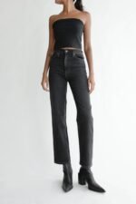 Oak Essential Straight Leg High-Rise Jean
