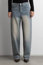 27" VINTAGE WASH REGULAR DENIM JEAN - Image 2