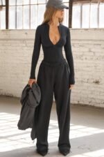 Invisible Zip Long Sleeve - Image 3
