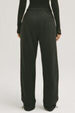 Oversized Straight Leg Jogger - Image 3