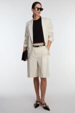 Long Suiting Short - Image 5