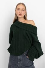Oversized Slouchy Off The Shoulder Sweater - Image 5