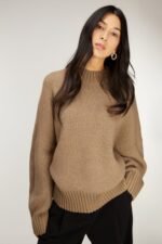 Oversized Wide-Ribbed Trim Sweater - Image 3