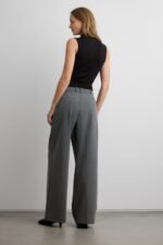 Fitted Mockneck Tank Top - Image 4