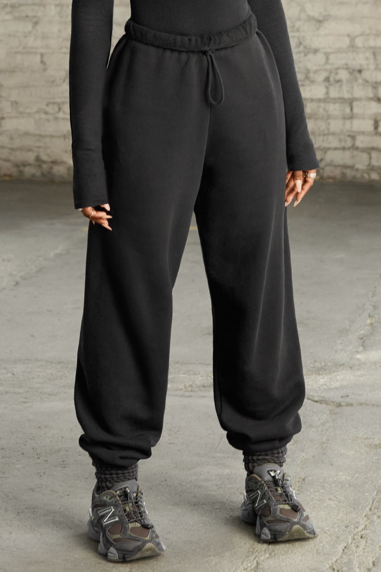 ra-p29158-1 Oversized Jogger - Image 1
