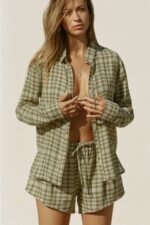 Classic Button Down