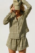 Classic Button Down - Image 3