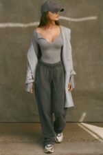 Notched V Neck Long Sleeve - Image 3