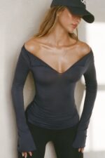 Notched V Neck Long Sleeve - Image 4
