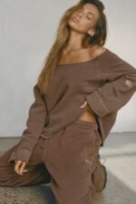 Slouchy Pullover Sweatshirt - Image 2