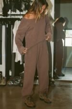 Slouchy Pullover Sweatshirt - Image 4