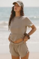 Vintage Tee - Image 3
